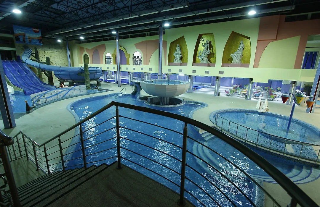 Aquatek Hotel Spa & Aquapark-1
